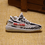 *HOT! 3D Printed Yeezy SPLY-350 V2 Key Chains